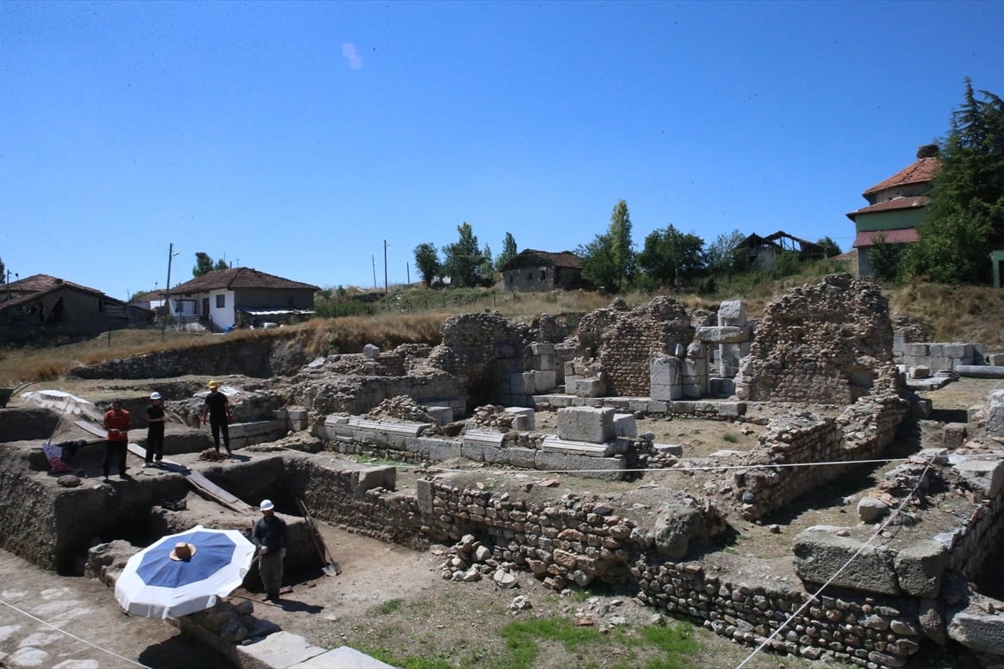 Sebastapolis Antik Kenti gün yüzüne çıkarılıyor