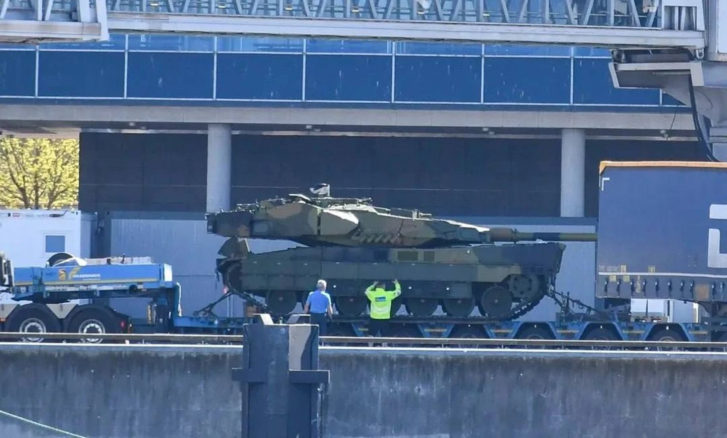 Leopard 2A8NOR 