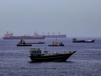 Iran Considers European Demining in Strait of Hormuz