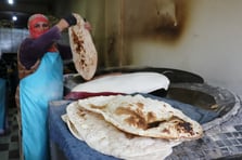 Lavaş piyasasını ele geçirmek istediler: Mersin’de organize suç örgütüne operasyon!