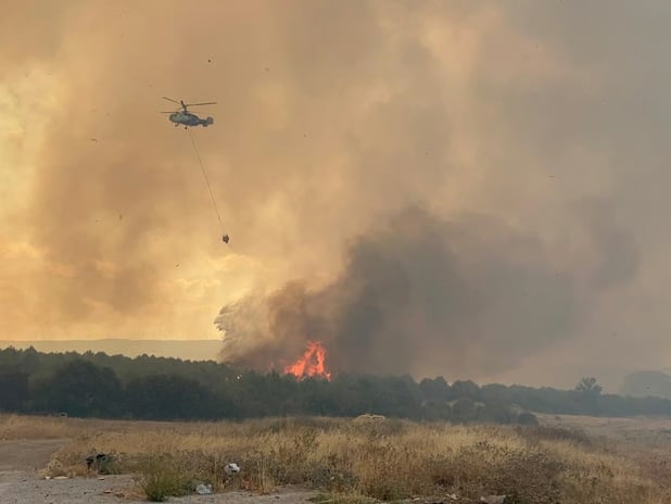 Çanakkale'de korkutan orman yangını büyüyor