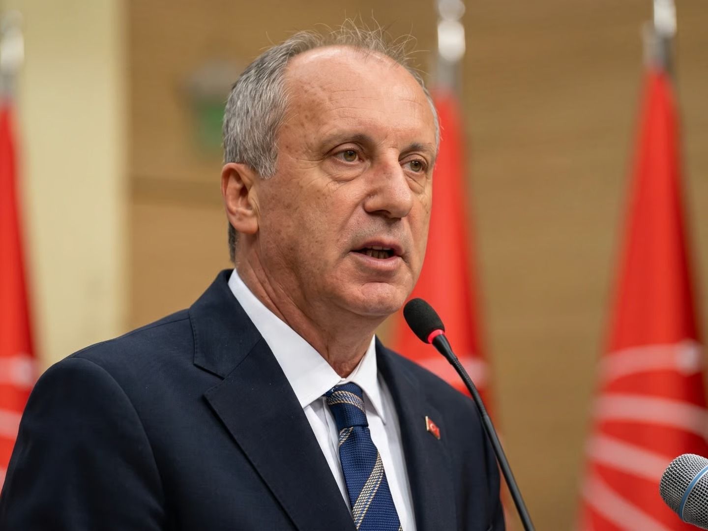 Muharrem İnce’den, Özgür Özel’i kızdıracak öneri! “Kürsüye davet etseydi”