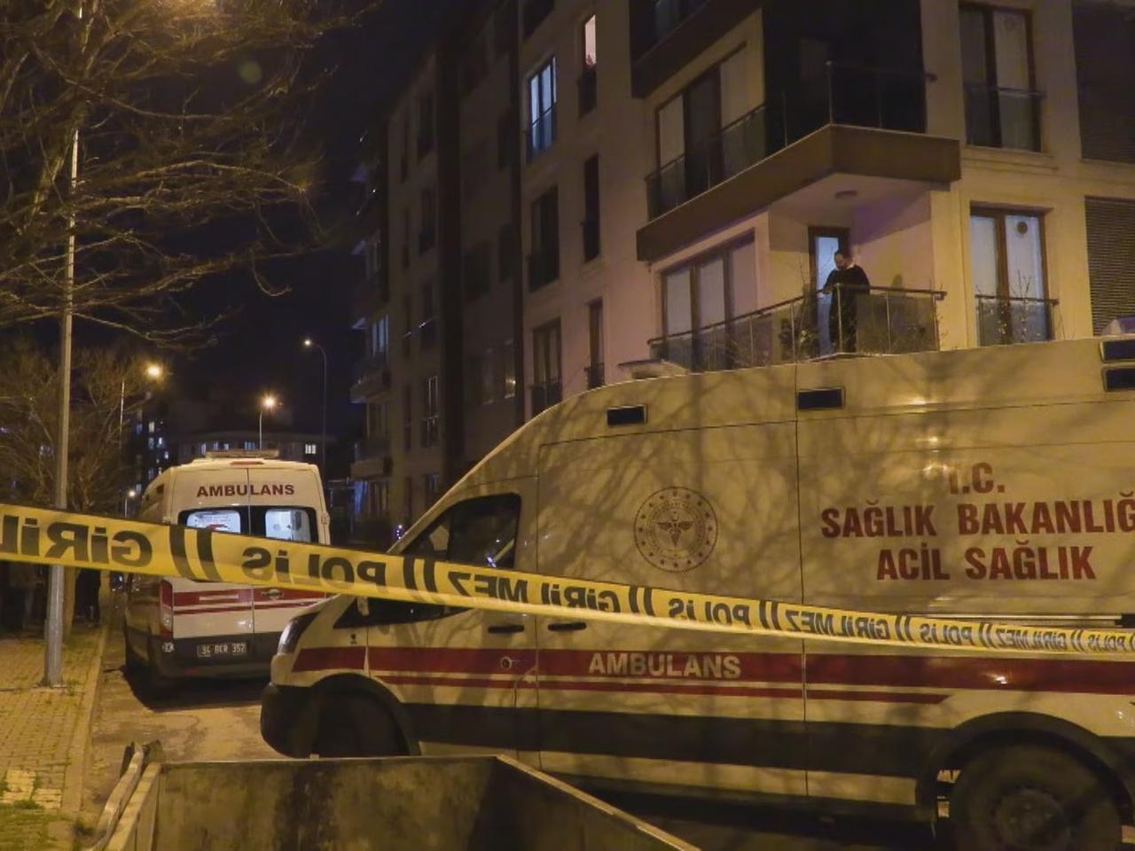 Annesine ve ağabeylerine kurşun yağdırdı