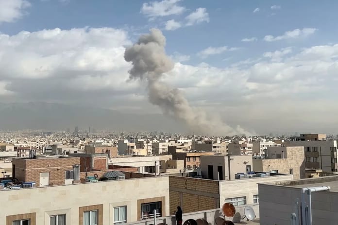 İşgalci İsrail İran'a saldırdı!