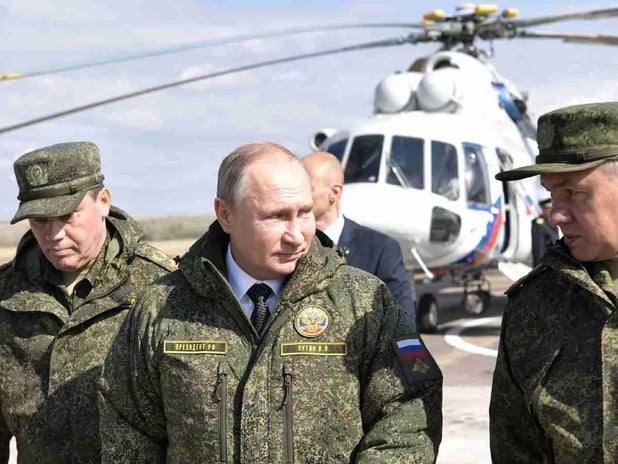 Putin, geçen yıl orduya 1,5 milyondan fazla dron teslim edildiğini bildirdi