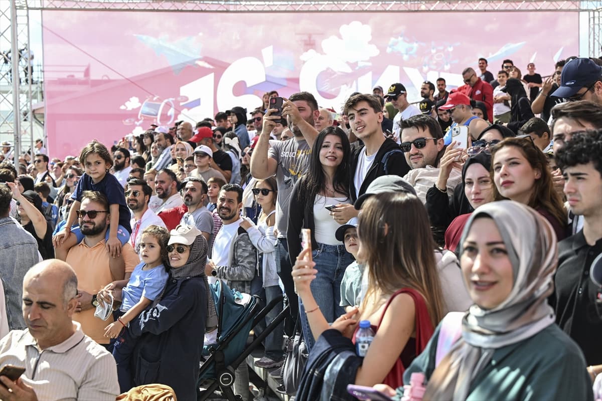 TEKNOFEST İstanbul 3. gününde: Katılımcıların yoğun ilgisi