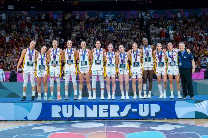 İspanya yine gümüşte kaldı