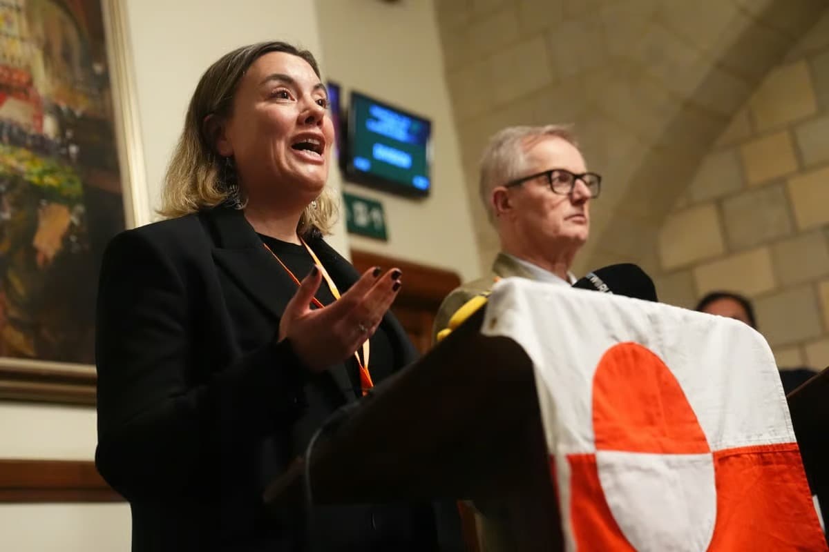 Grönland'dan Trump'a sert egemenlik cevabı