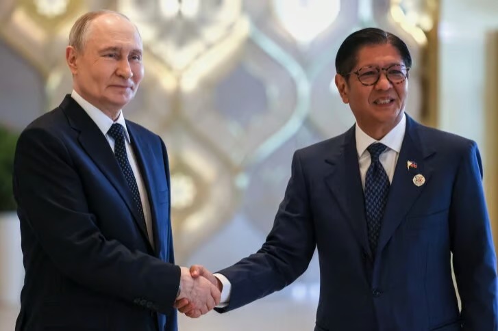 Rusya'dan sürpriz adım: 24 Filipinli serbest bırakıldı