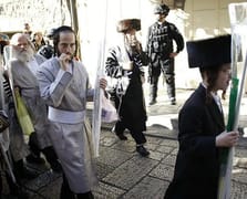 İsrail'den Yahudi işgalciler için 22 yeni yerleşim yeri kararı