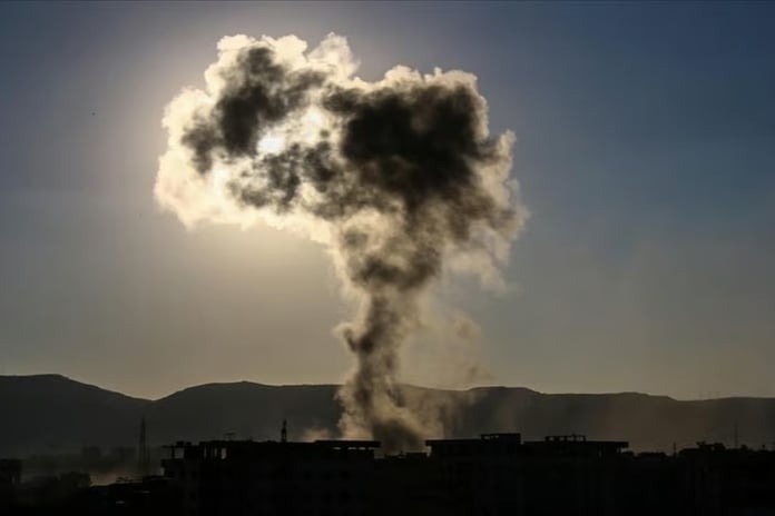 İsrail Suriye Cumhurbaşkanlığı Sarayı'nı hedef aldı