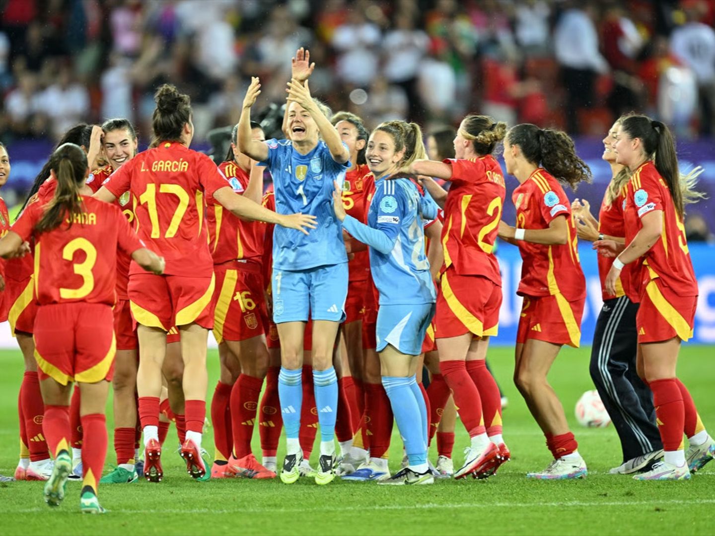 Kadınlar EURO 2025'te finalin adı belli oldu: Son dünya şampiyonu İspanya tarih yazdı