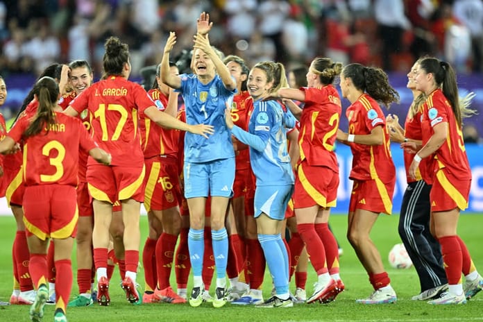 Kadınlar EURO 2025'te finalin adı belli oldu: Son dünya şampiyonu İspanya tarih yazdı