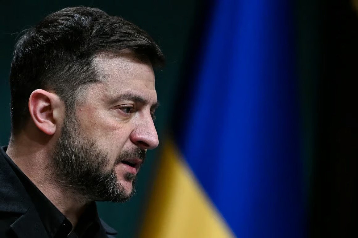 Zelensky Plans Elections, Peace Vote Under U.S. Pressure