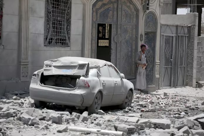 ABD Yemen'in başkenti Sana'ya hava saldırısı düzenledi