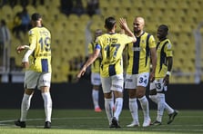 Fenerbahçe sezonu galibiyetle kapattı: Kadıköy'de hem gol hem de istifa sesleri yükseldi