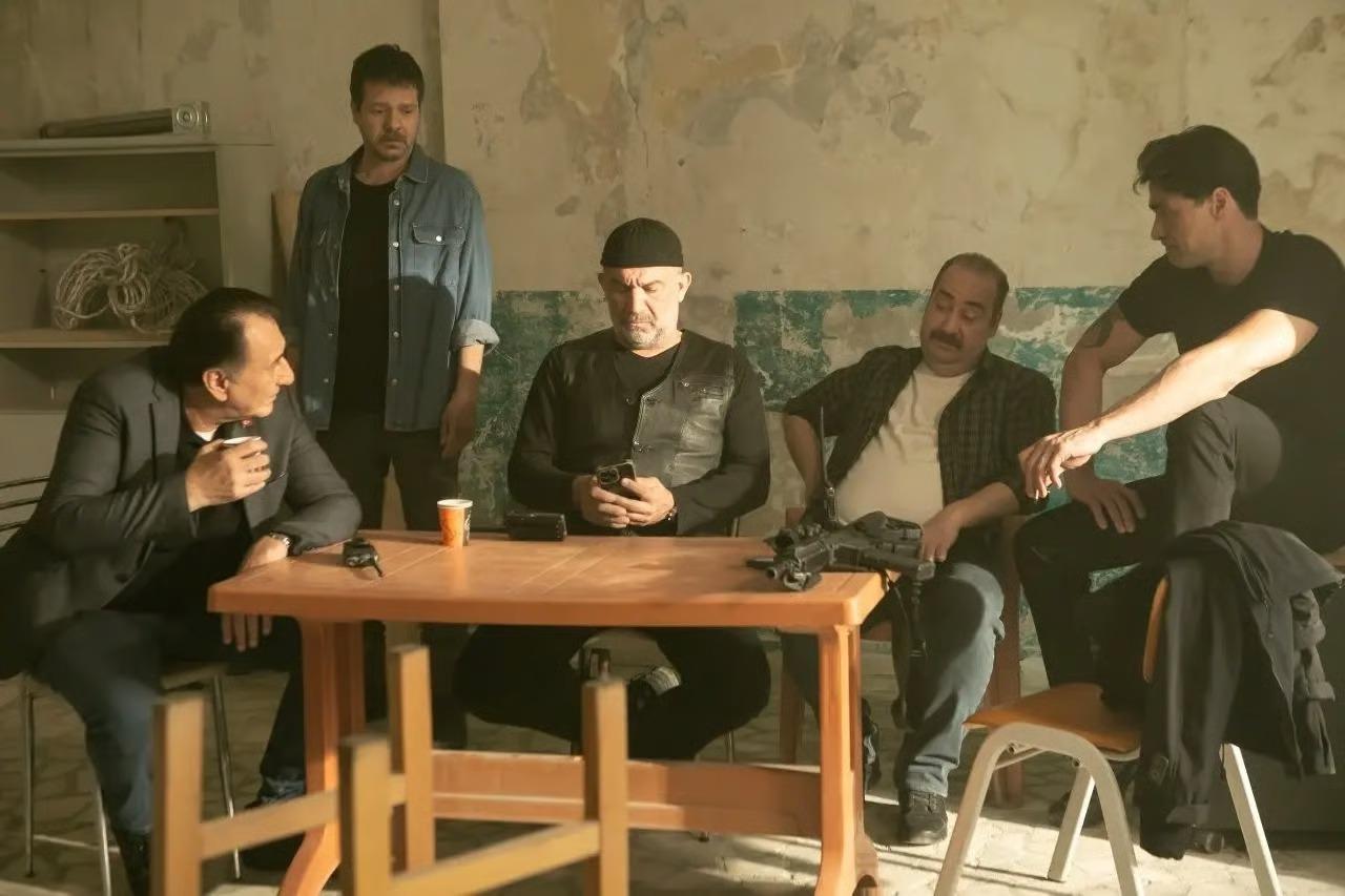 Arka Sokaklar son bölüm full izle | Kanal D ile Arka Sokaklar 751. bölüm izle