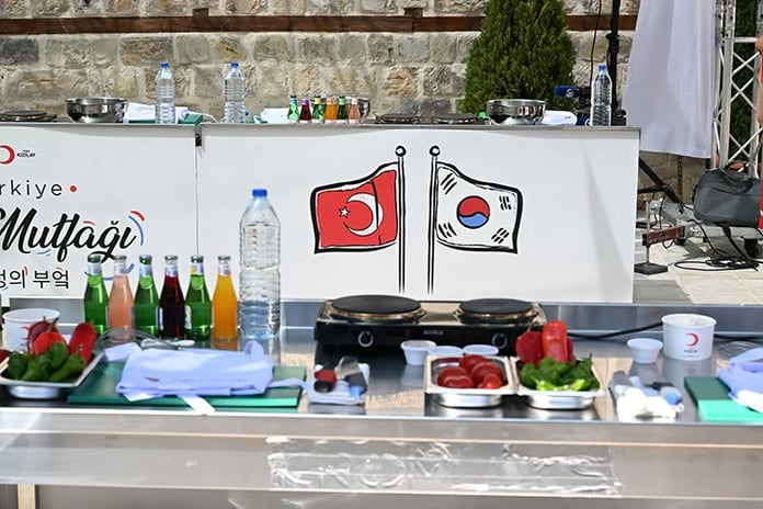 Türk ve Kore dostluk sofrası kuruldu