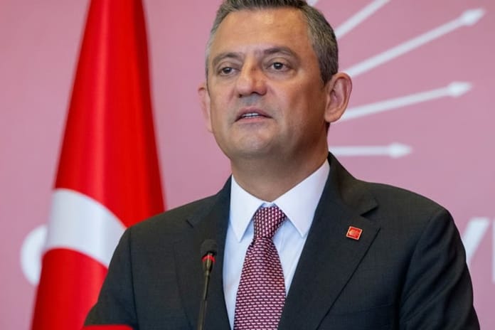 CHP Lideri Özgür Özel PKK'nın silah bırakmasıyla ilgili açıklama yaptı: Partimiz barışın yanındadır