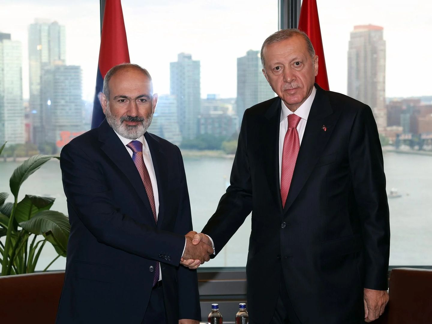 Ermenistan’dan Cumhurbaşkanı Erdoğan ve Aliyev’e davet