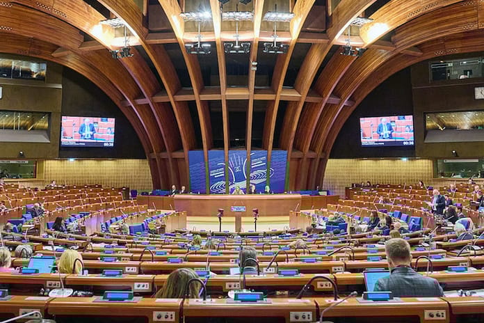 AB'de 1.8 trilyon euroyu bulan bütçe görüşmeleri kriz yarattı