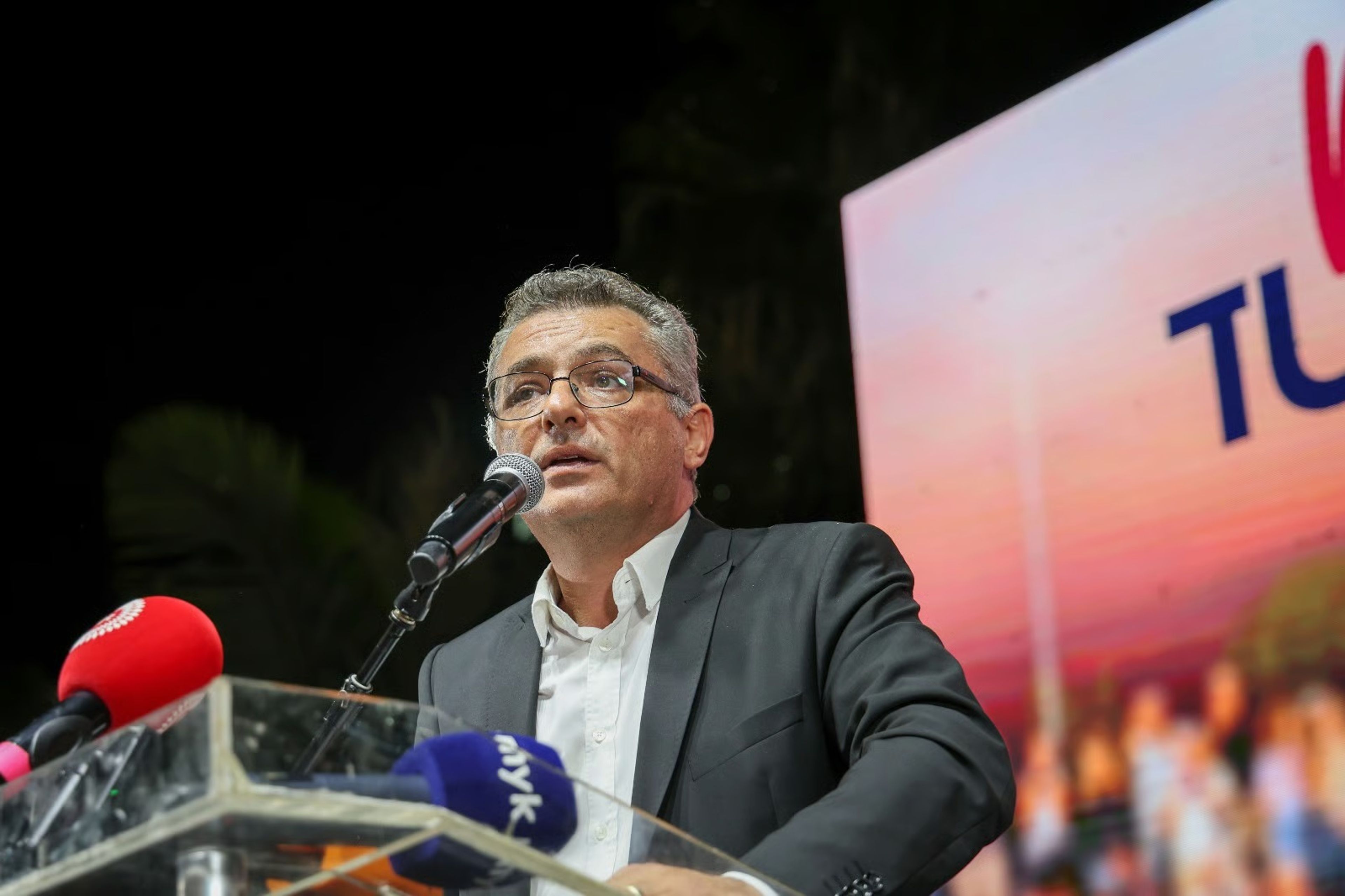 Tufan Erhürman kimdir? KKTC yeni Cumhurbaşkanı Tufan Erhürman kaç yaşında, mesleği nedir?