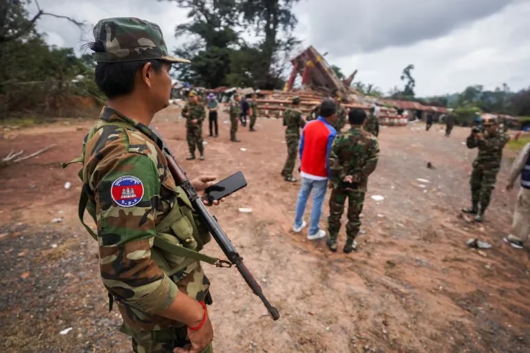 Cambodia Demands Return of Soldiers Detained by Thailand 