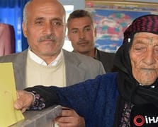 Türkiye'nin en yaşlı kadını hayatını kaybetti