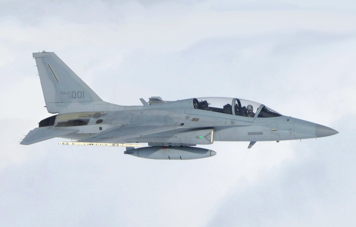 FA-50 hafif savaş uçağı