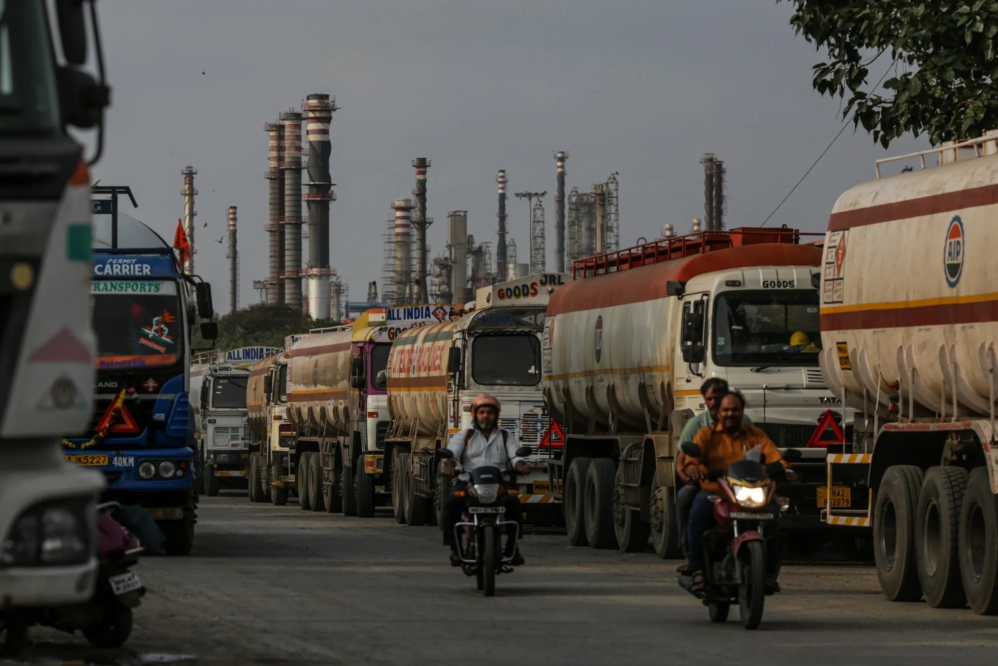 India Oil Refiners Squeezed by U.S., EU Pressure on Russia 