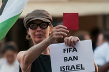 BM'nin 'soykırım' raporu sonrası futbol dünyası harekete geçiyor: UEFA, İsrail'i men etmek için toplanıyor