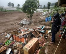 Endonezya'da toprak kayması can aldı