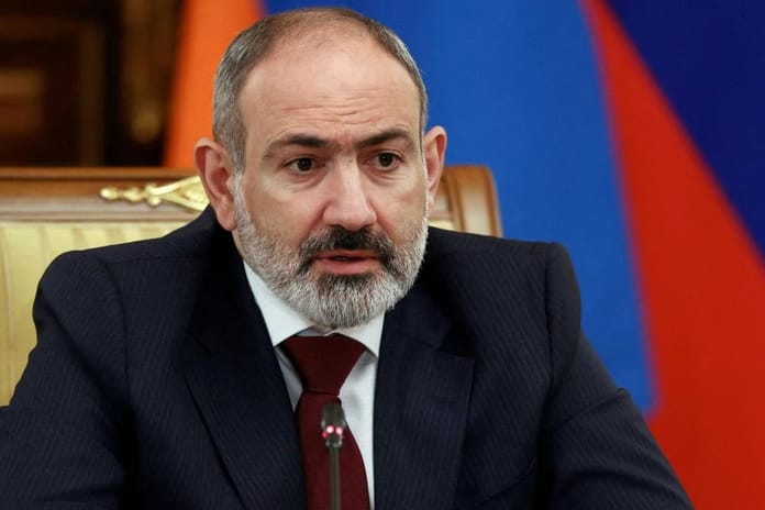 Paşinyan Karabağ hareketinin sürdürülmesinin Ermenistan’ın bağımsızlığını tehlikeye atacağını söyledi