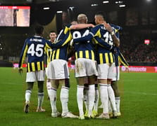 Fenerbahçe'den deplasmanda ilk galibiyet: Talisca'dan Hat-trick, Play-off kapısı aralandı