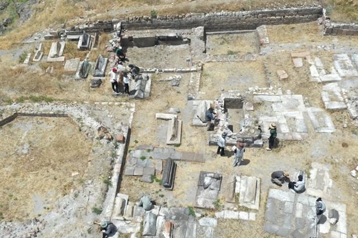 UNESCO Mirası Ani Ören Yeri'nde 6 farklı noktada kazı çalışması başlatıldı