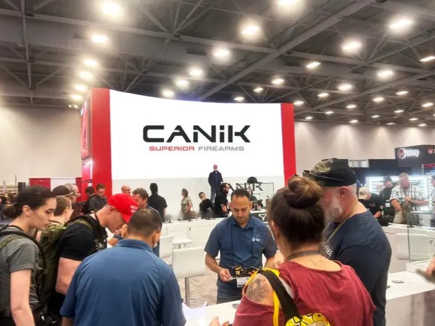 CANiK NRA Show 2026 fuarına katıldı