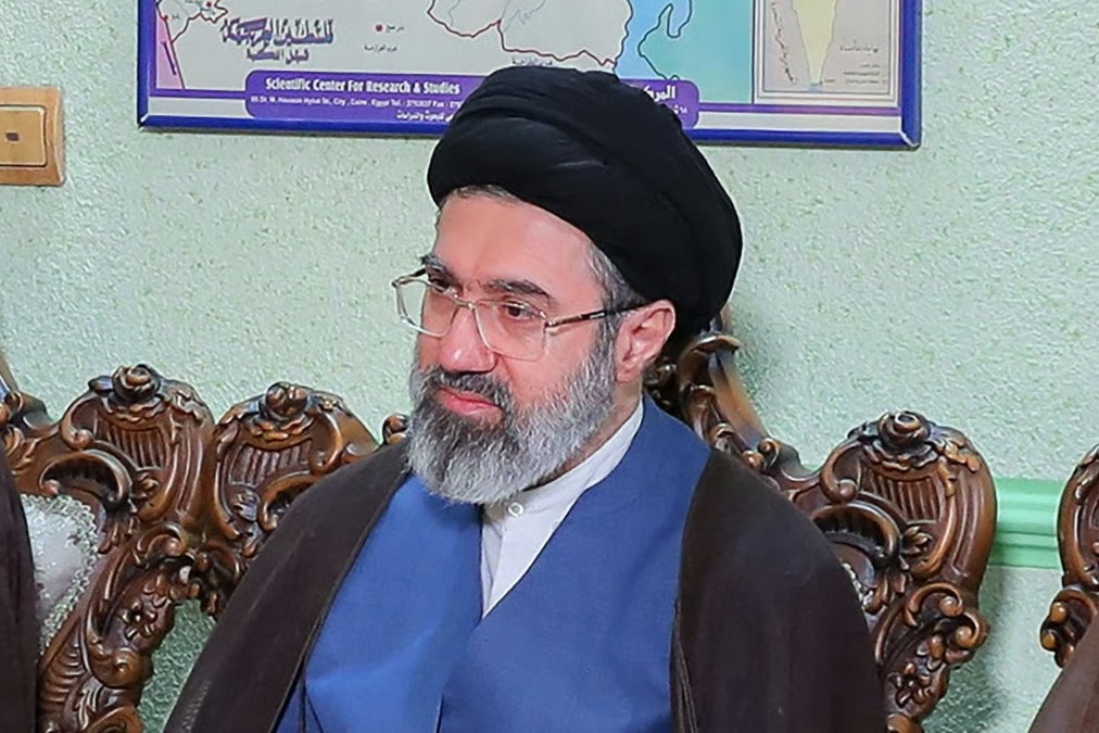 War Injury Keeps Mojtaba Khamenei From Father's Funeral