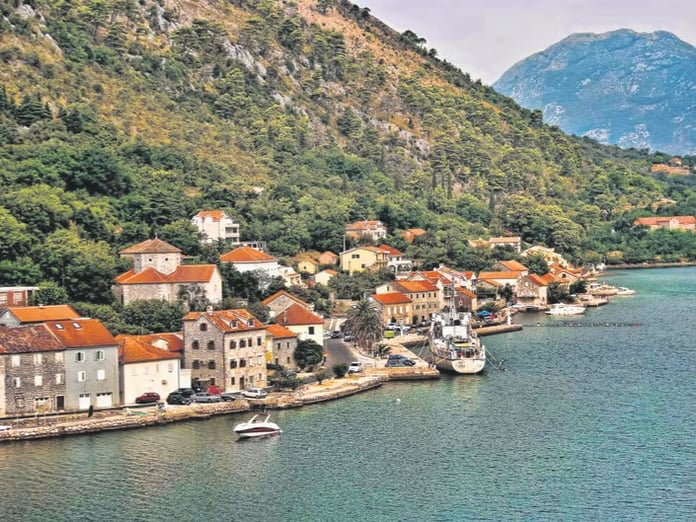 Karadağ'a vizesiz seyahat uygulaması yeniden yürürlüğe girecek