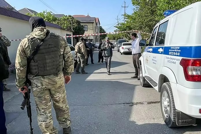 Mahaçkale'de devriye aracına silahlı saldırı düzenlendi: 2 ölü