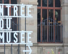 Müze soygunu: 9,5 milyon avroluk çin porselenleri çalındı