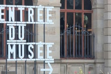 Müze soygunu: 9,5 milyon avroluk çin porselenleri çalındı