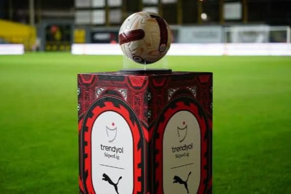 Süper Lig'de yayın gelirleri açıklandı: Galatasaray zirvede