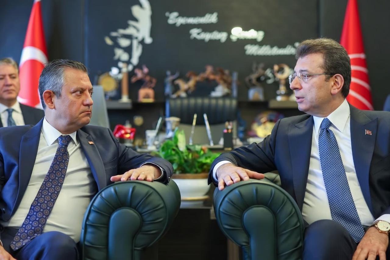 CHP kulislerini karıştıran iddia! Yeni partiyi Özel mi, İmamoğlu mu kuracak? 
