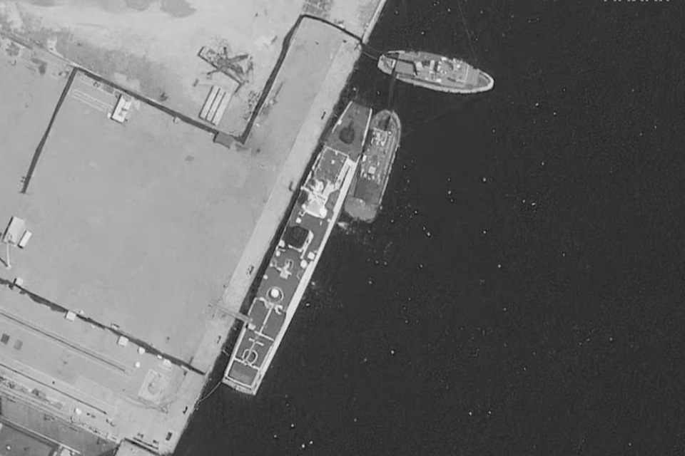 Damaged Chinese coast guard ship spotted in Hainan