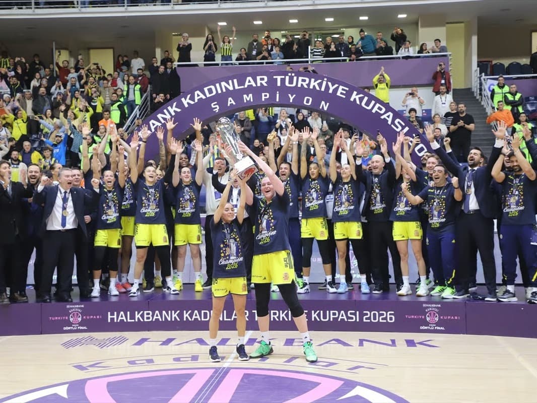 Kadınlar Türkiye Kupası'nda şampiyon Fenerbahçe oldu