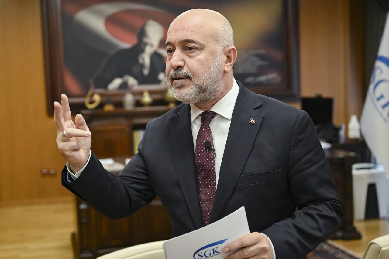 Eskiden mezarda emeklilik deniliyordu 