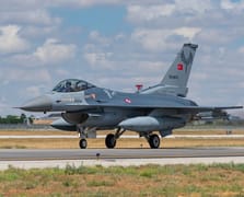 NATO, hava polisliği görevi için Türkiye’den takvimden önce savaş uçakları istedi