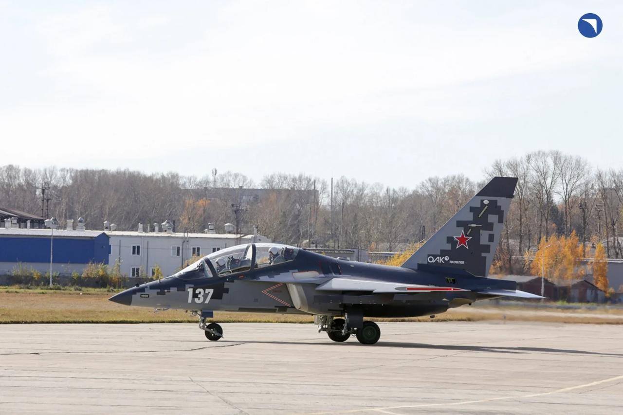 Rusya'nın üçüncü Yak-130M prototipi ilk uçuşunu gerçekleştirdi