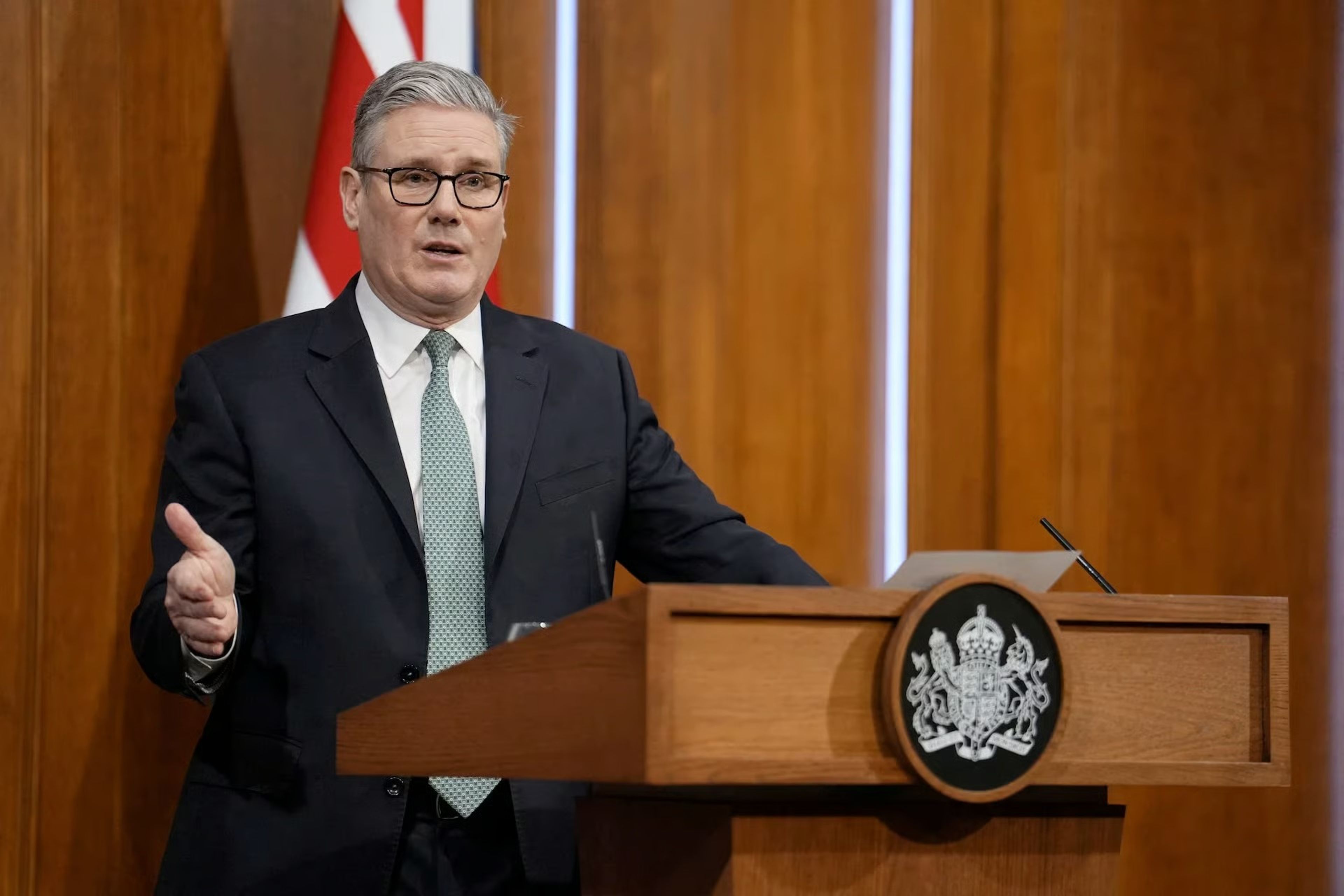 İngiltere Başbakanı Starmer: ABD ile Çin arasında seçim yapmayacağız