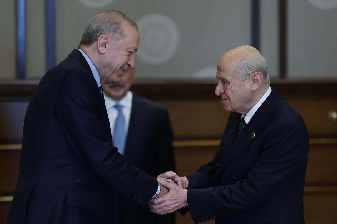 Devlet Bahçeli'den Cumhurbaşkanı Erdoğan'a 25. yıl jesti! 